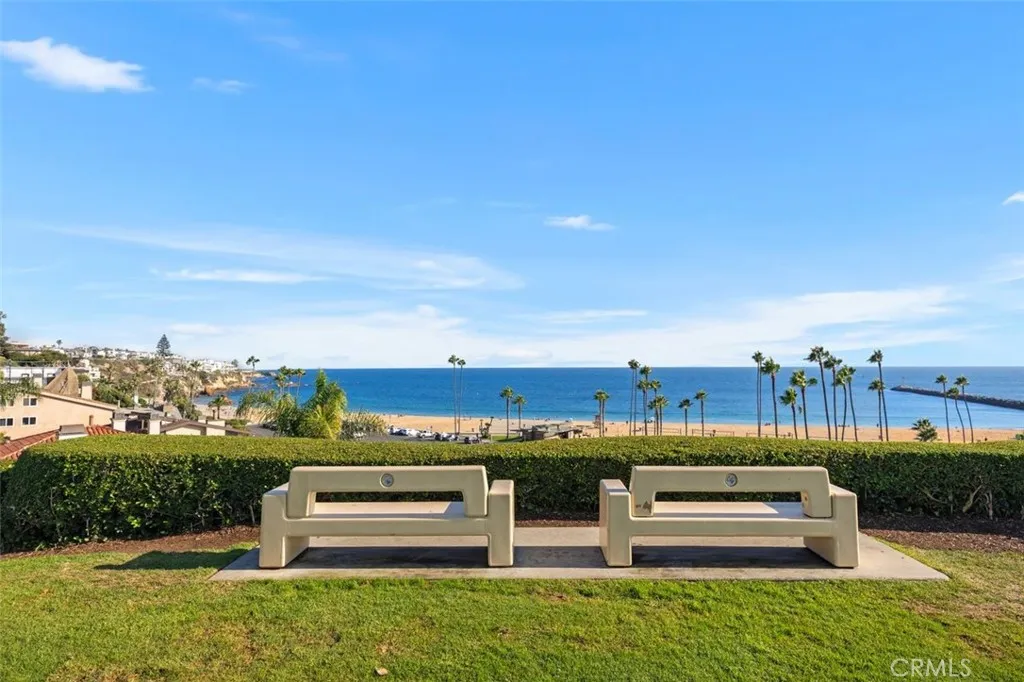2516 Bayside Drive, Corona Del Mar, California 92625 home-pic-30